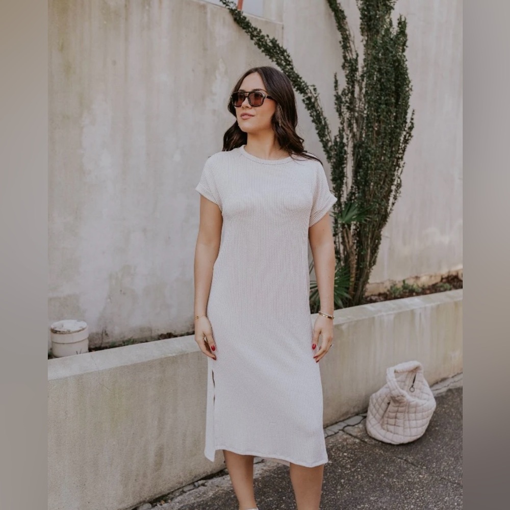 Cecile Ribbed Casual Oversized Midi Dress in Beige with Side Slits